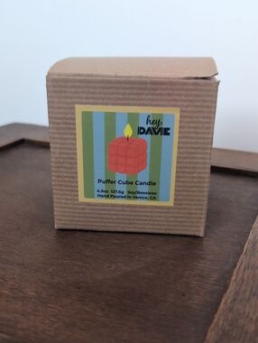 NWT Hey Davie Coral Puffer Cube Candle Hand-poured Unscented 2.25" X 2.2 5" cube